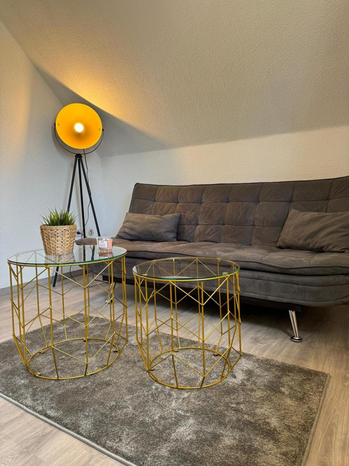 Ama Home Apartment In Hiddenhausen - Wlan, Smart-Tv - Nahe A30 & A2 - Nur 10 Min Von Herford Exterior foto